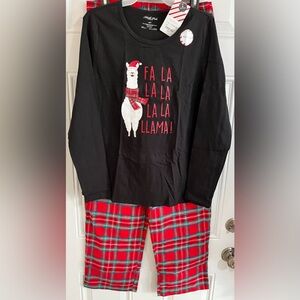 NWT North Pole Trading Co Medium T Pajamas Set Plaid Fa La La La Llama Christmas